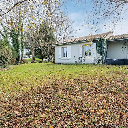 In With Wifi Holiday home Blaye